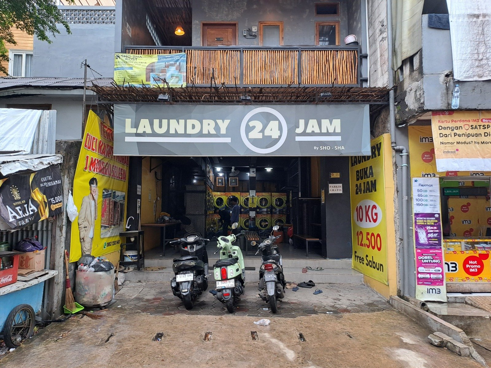 Outlet Radio Dalam 24 Jam